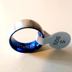 Size 5 Silver & Blue Titanium Unisex Band Ring. New. Opened only for photographi